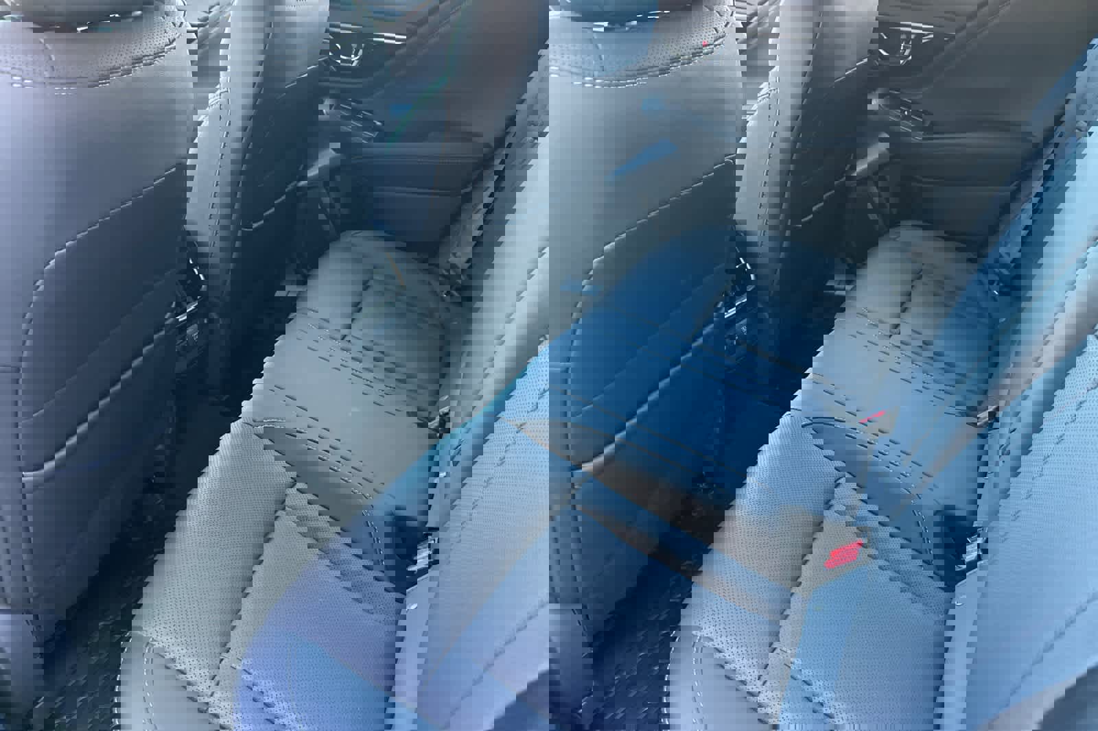 Used 2022 Subaru Outback Limited image 11