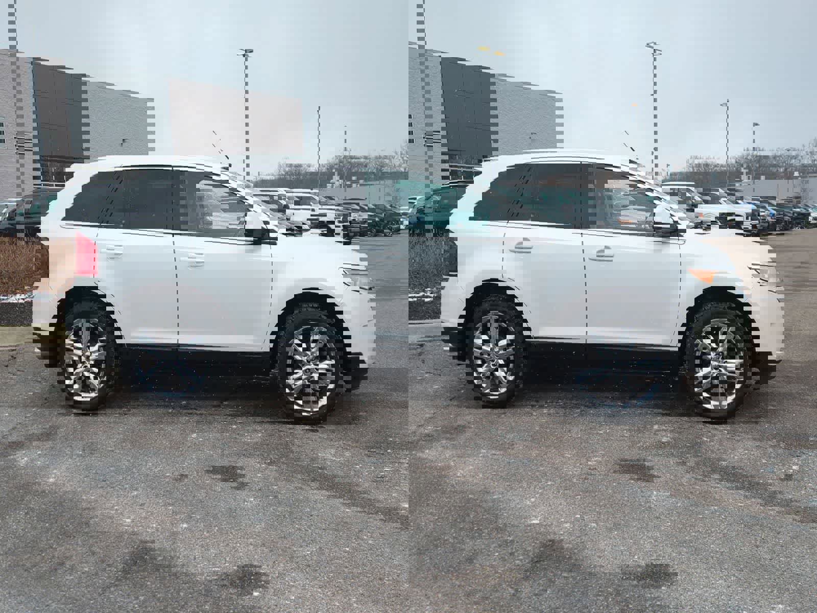 Used 2011 Ford Edge Limited image 9