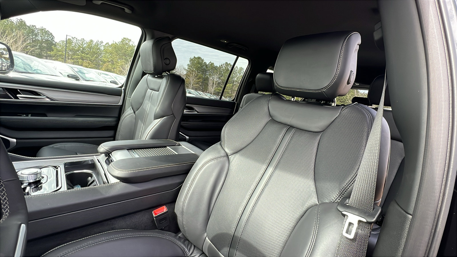 New 2026 Jeep Grand Wagoneer Limited image 18