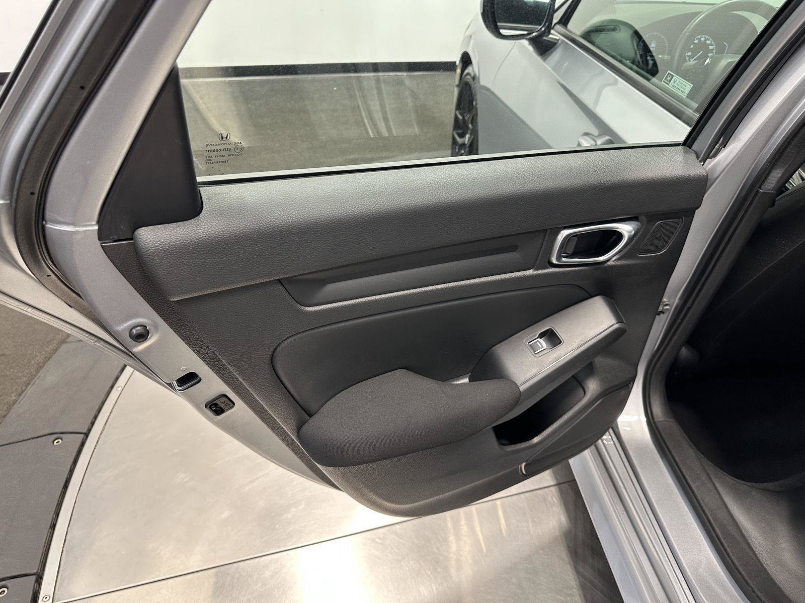 Certified 2024 Honda Civic Sport image 21