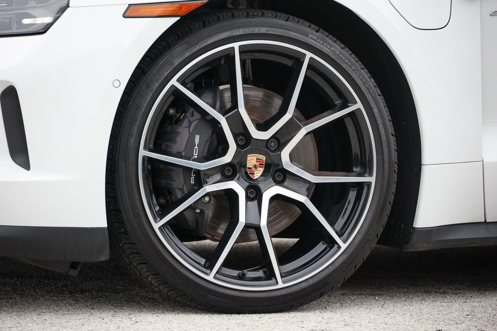 Certified 2026 Porsche Taycan AWD/4WD image 14