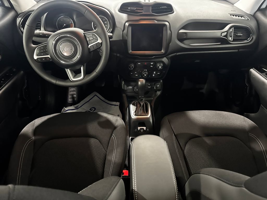 Used 2023 Jeep Renegade Altitude AWD/4WD image 30