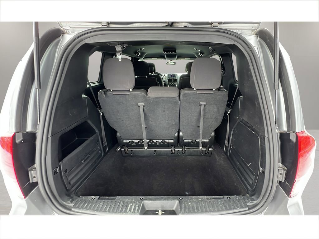 Used 2018 Dodge Grand Caravan SE FWD image 30