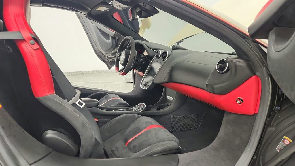 Used 2019 McLaren 570S Spider RWD image 27