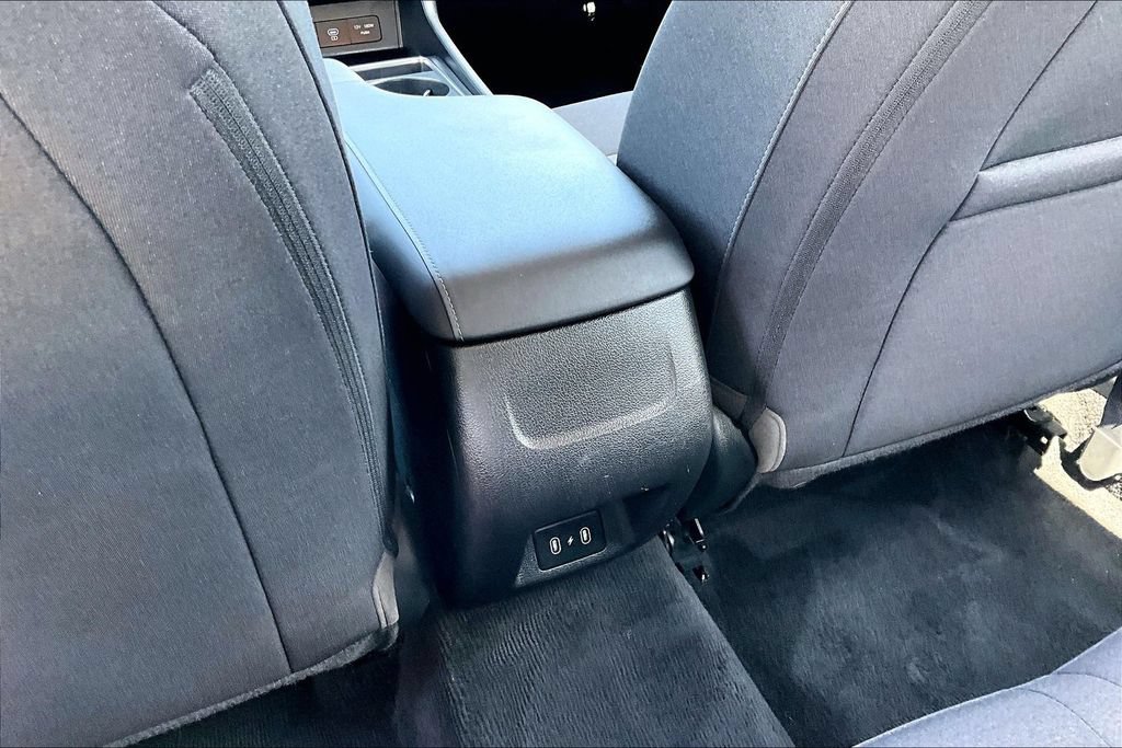 Used 2025 Hyundai Sonata SEL FWD image 33