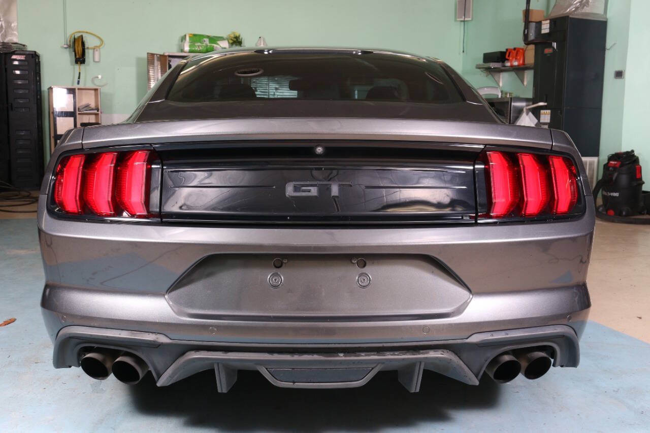 Used 2018 Ford Mustang GT w/ GT Performance Package RWD image 15