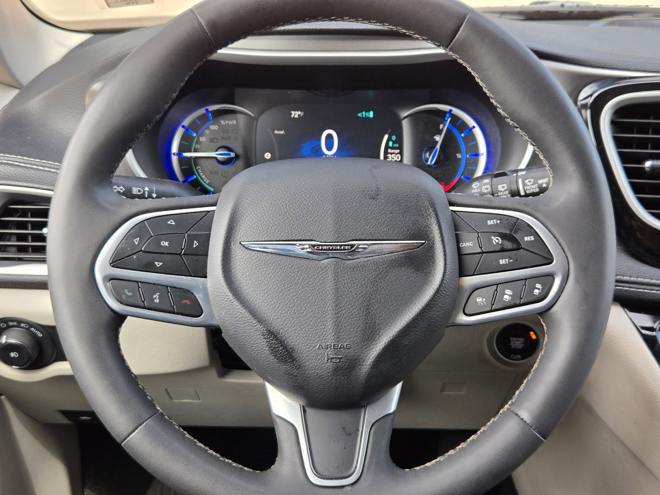 Used 2023 Chrysler Pacifica Touring-L image 20