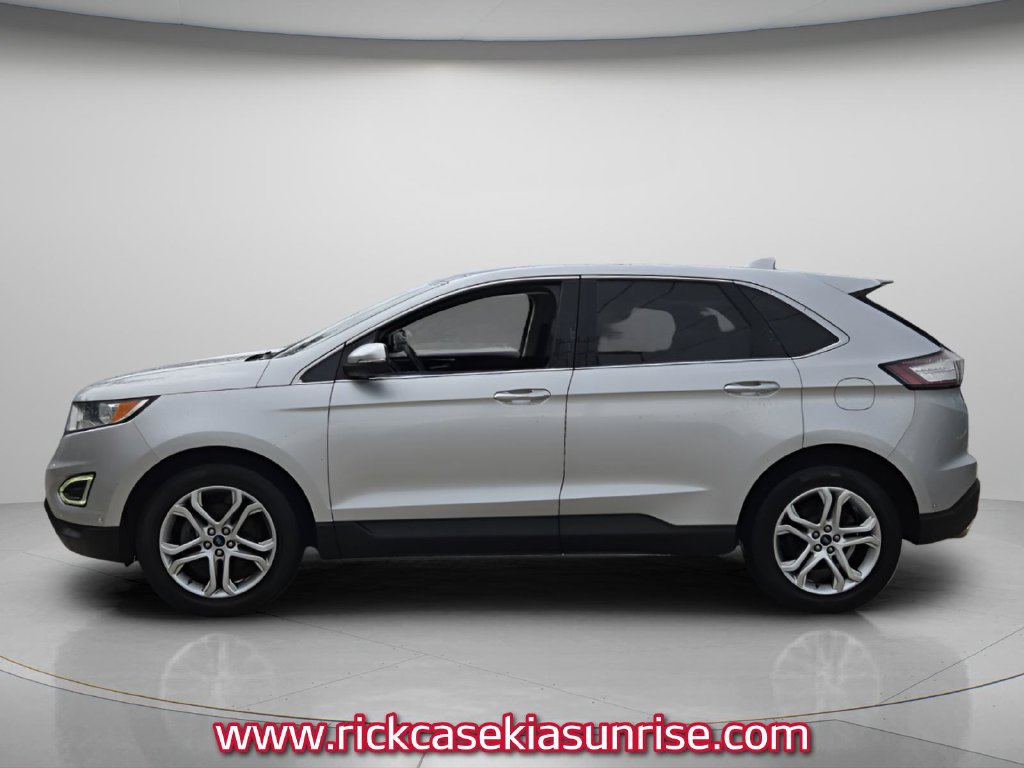 Used 2016 Ford Edge Titanium w/ Equipment Group 302A FWD image 3