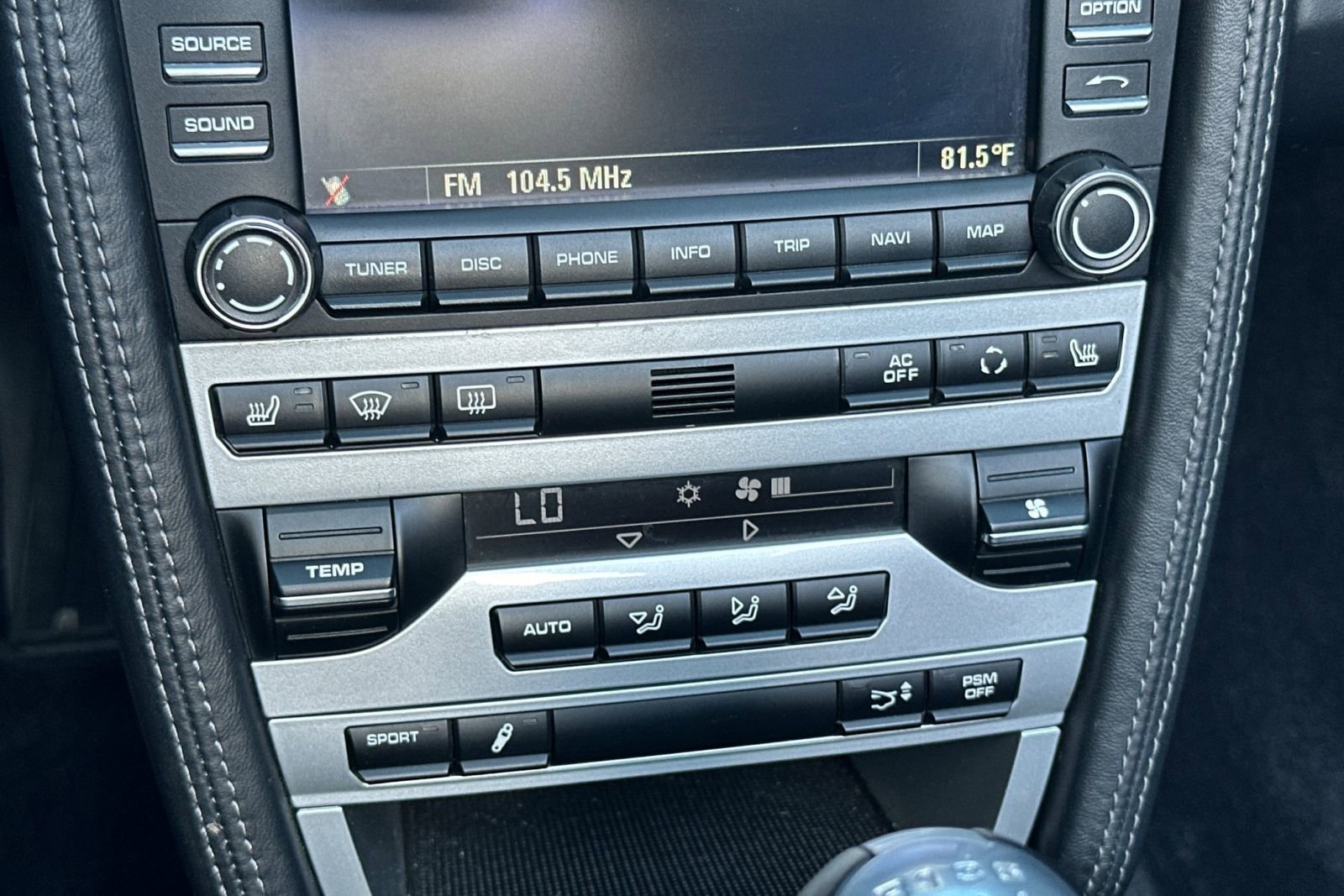 Used 2010 Porsche 911 Turbo image 24