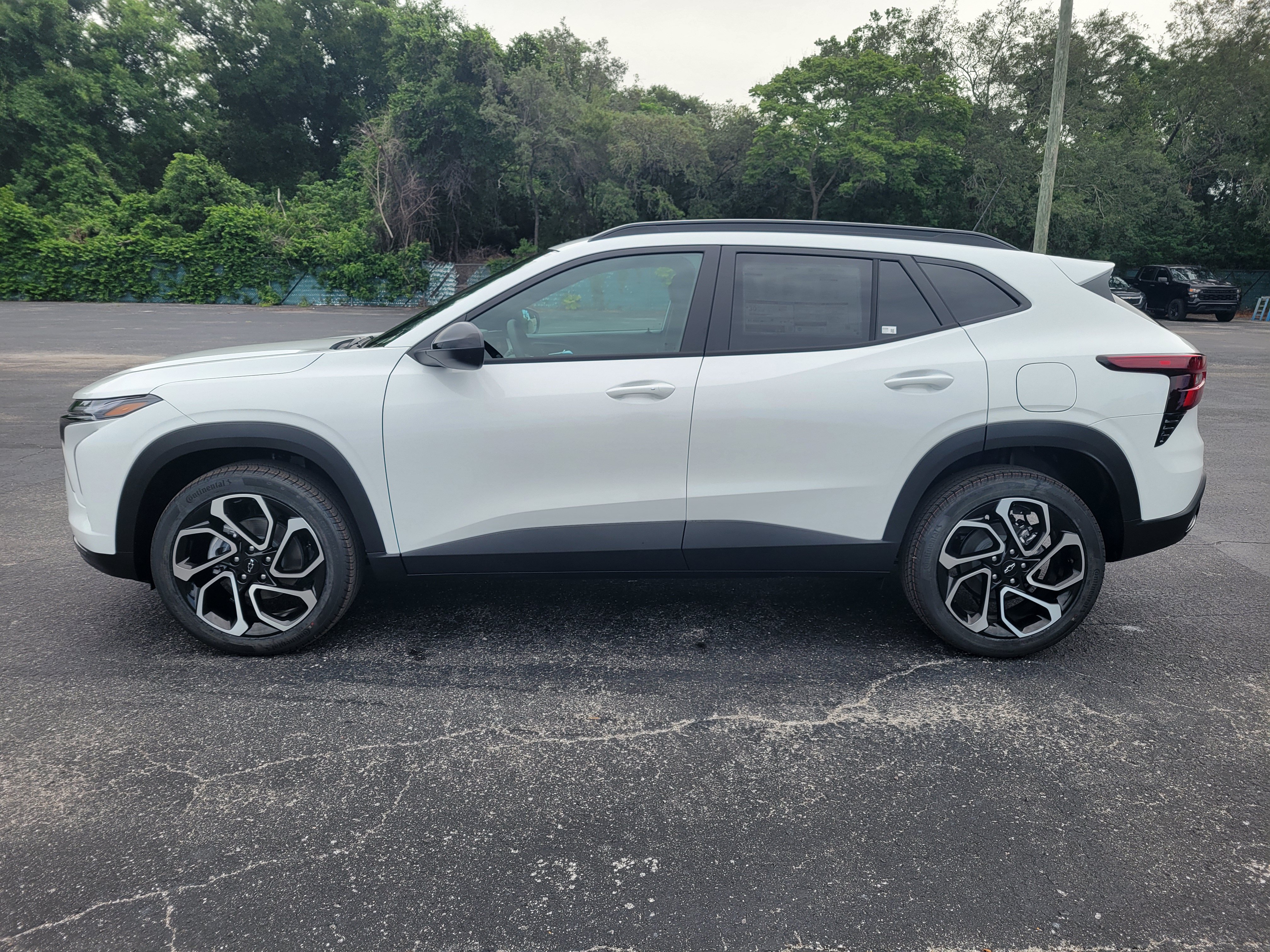 New 2026 Chevrolet Trax RS w/ Driver Confidence Package FWD image 9