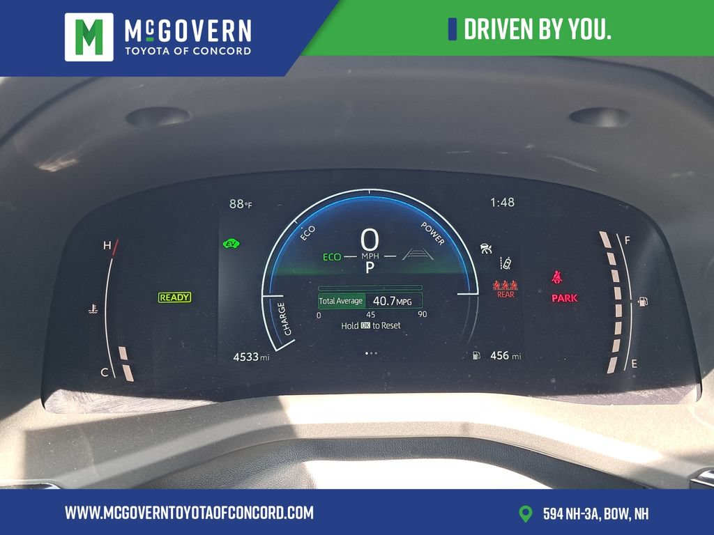 Used 2025 Toyota Camry SE w/ Convenience Package FWD image 36