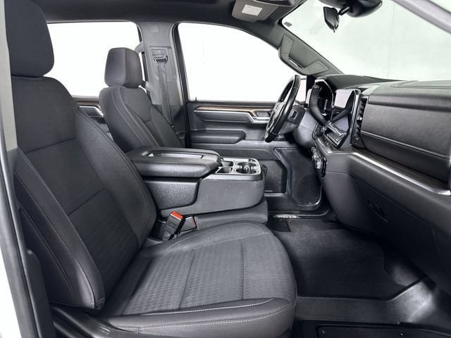 Used 2025 Chevrolet Silverado 1500 LT Trail Boss w/ Protection Package AWD/4WD image 29