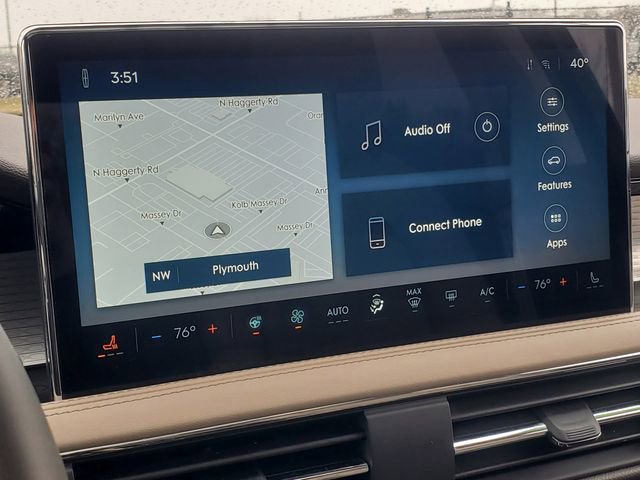 Used 2024 Lincoln Corsair AWD w/ Equipment Group 101A image 17