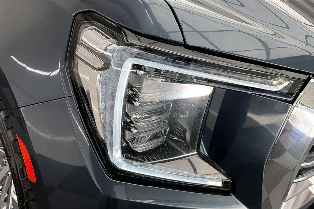 Used 2021 GMC Yukon XL SLT w/ SLT Luxury Plus Package image 28