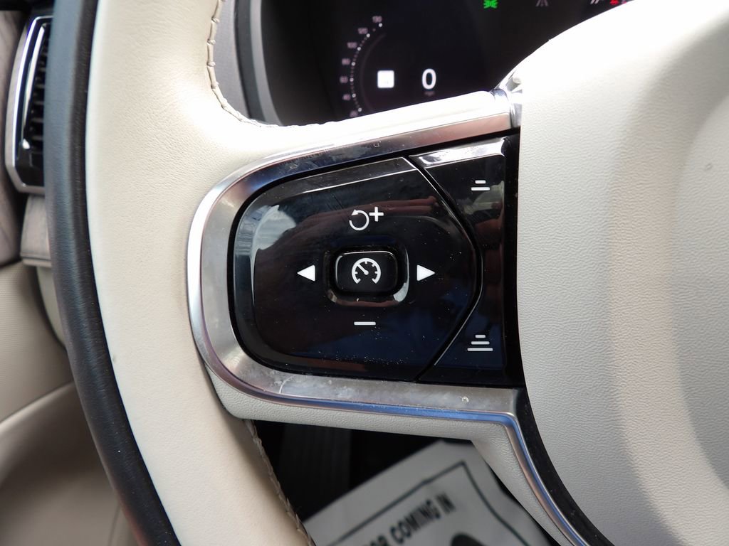 Certified 2024 Volvo XC90 B6 Plus w/ Protection Package Premier image 19