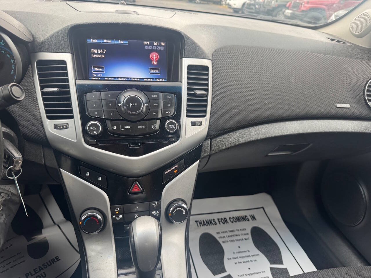Used 2014 Chevrolet Cruze LT w/ Technology Package FWD image 20