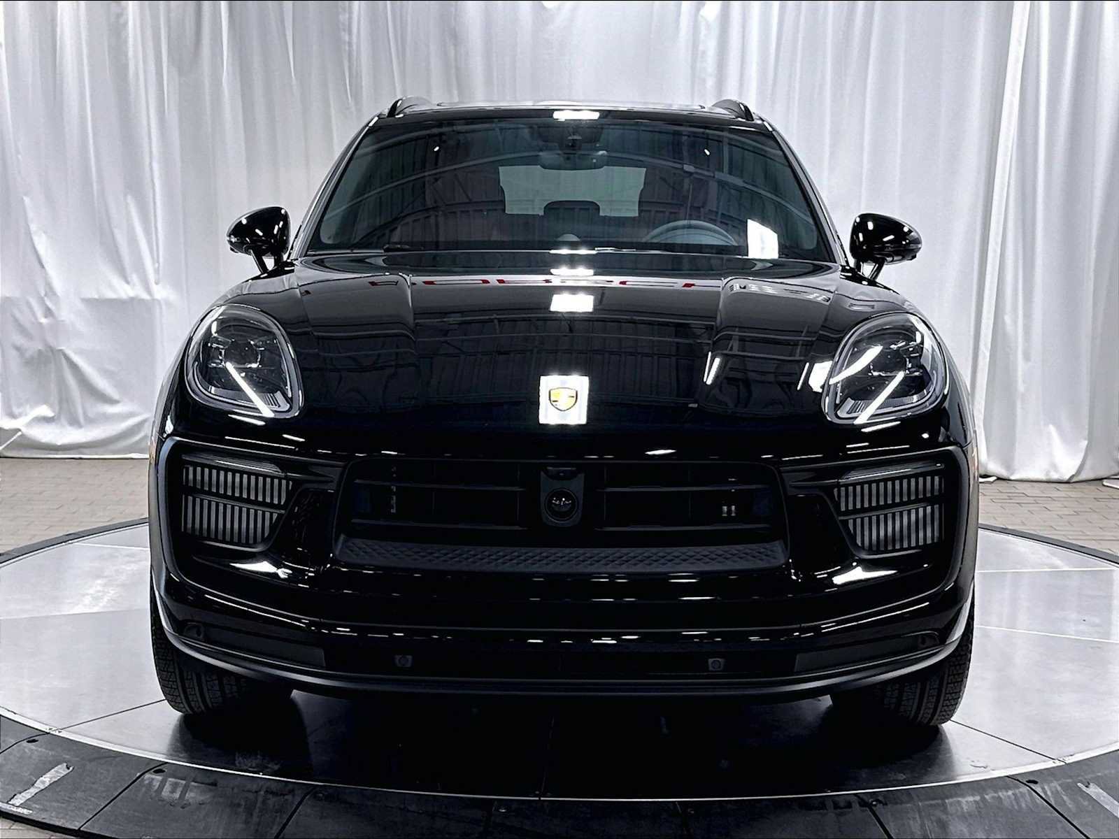 New 2026 Porsche Macan S AWD/4WD image 10