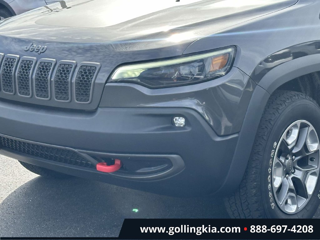 Used 2019 Jeep Cherokee Trailhawk w/ Comfort/Convenience Group AWD/4WD image 6