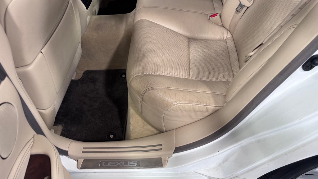 Used 2015 Lexus LS 460 AWD w/ Comfort Package image 22