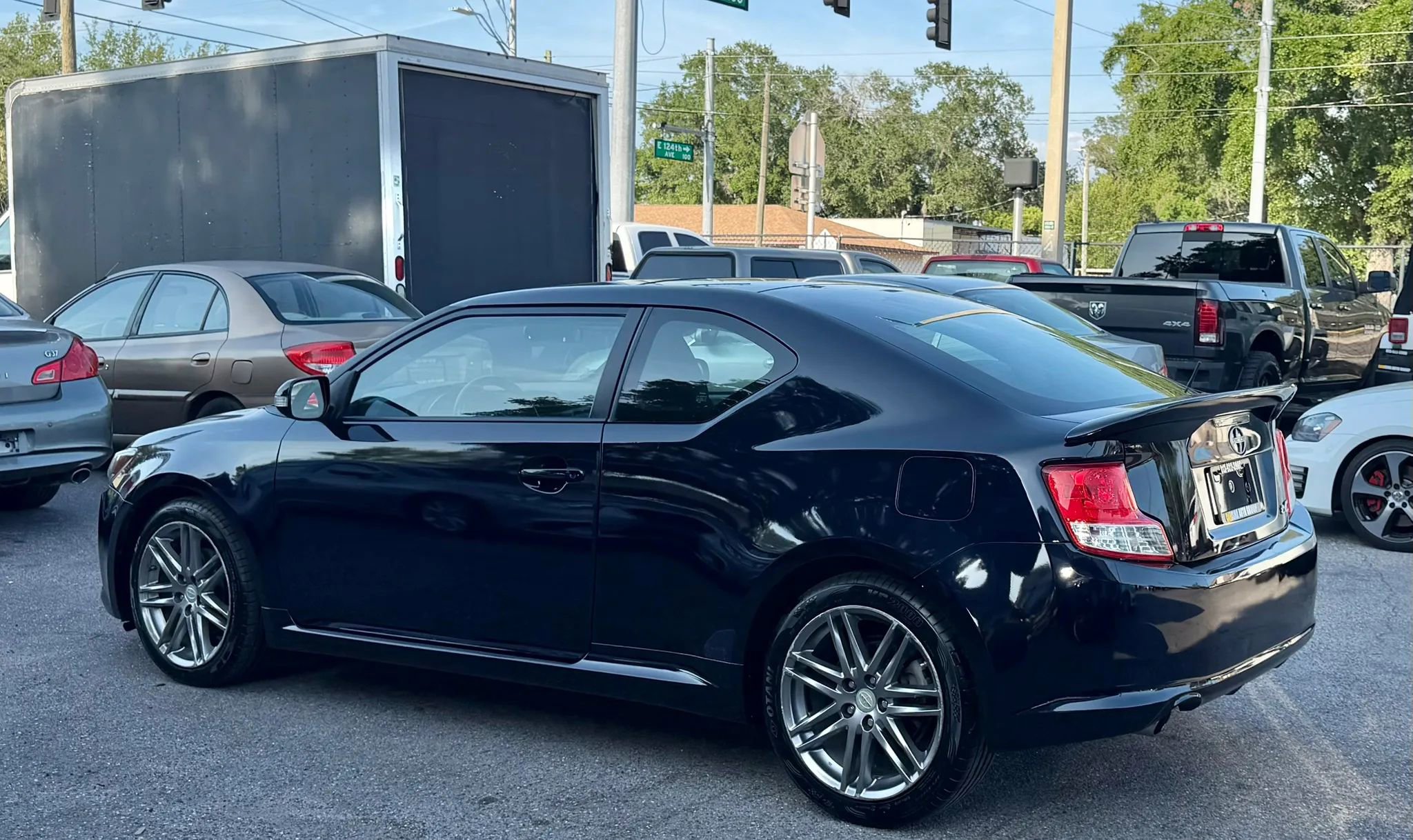 Used 2011 Scion tC FWD image 5