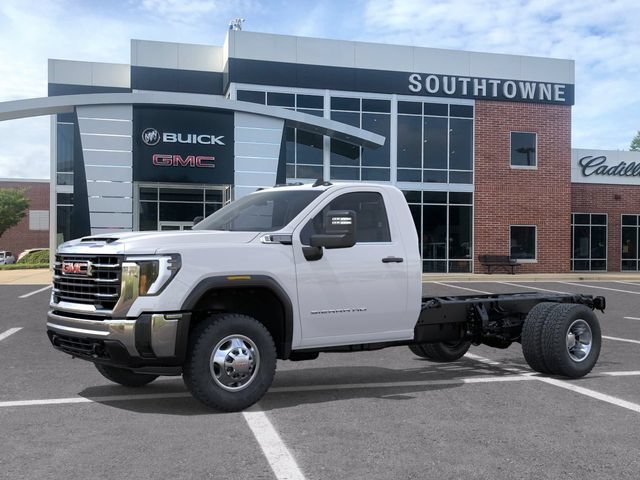 New 2026 GMC Sierra 3500 Pro AWD/4WD image 2