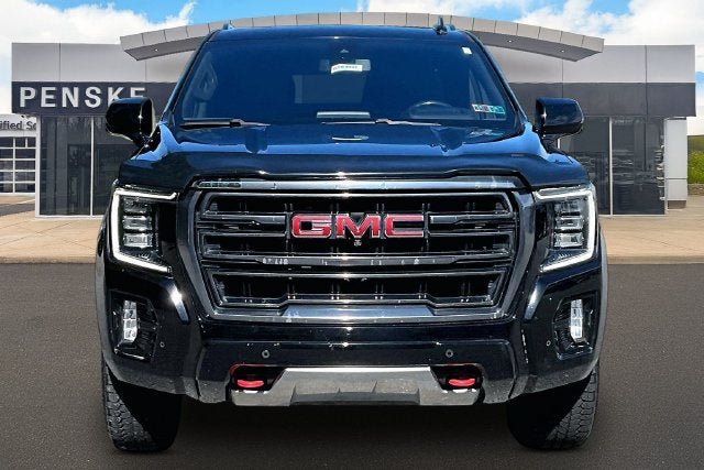 Used 2021 GMC Yukon AT4 w/ AT4 Premium Package AWD/4WD image 3