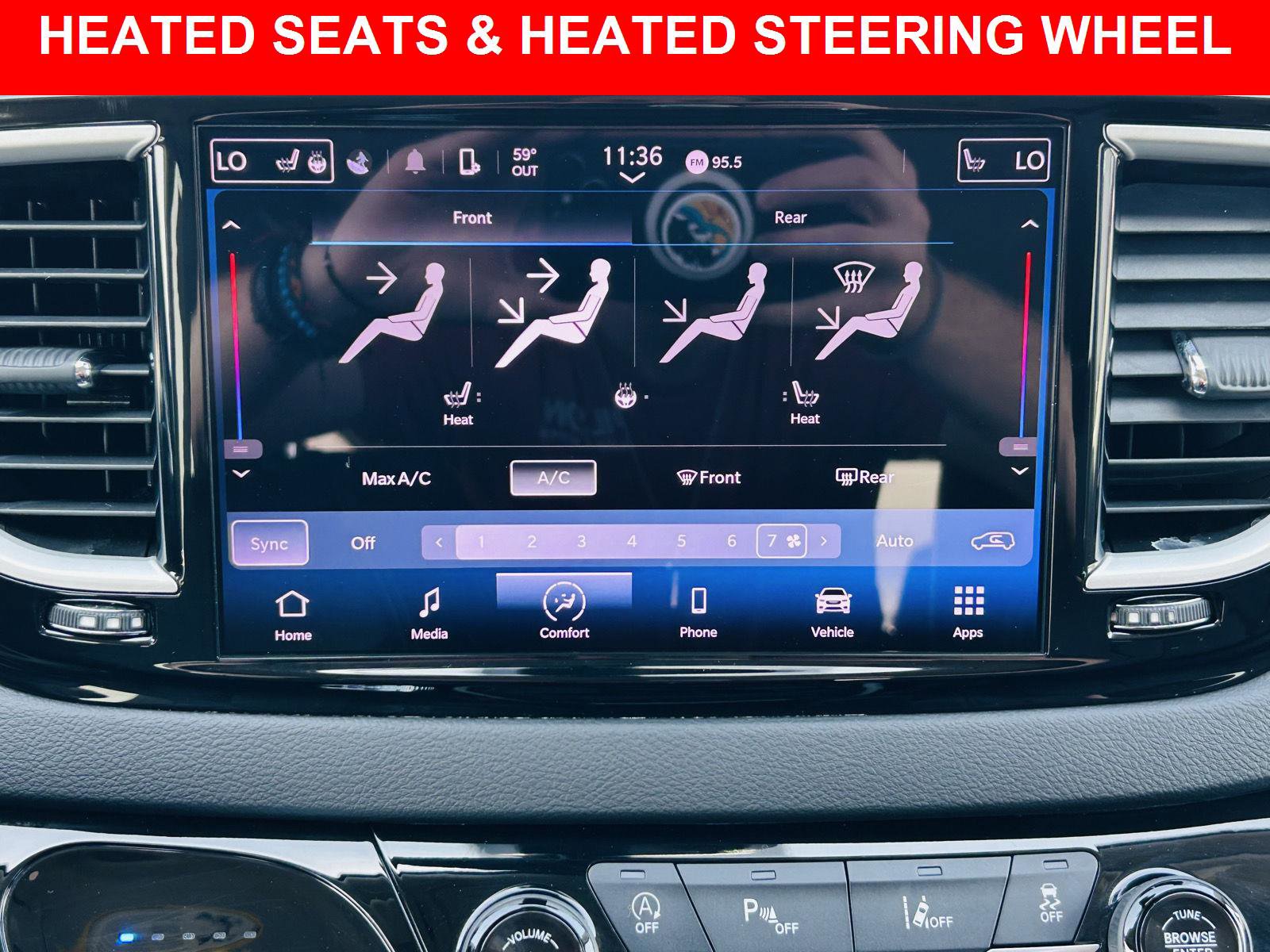 Used 2023 Chrysler Pacifica Touring-L image 5