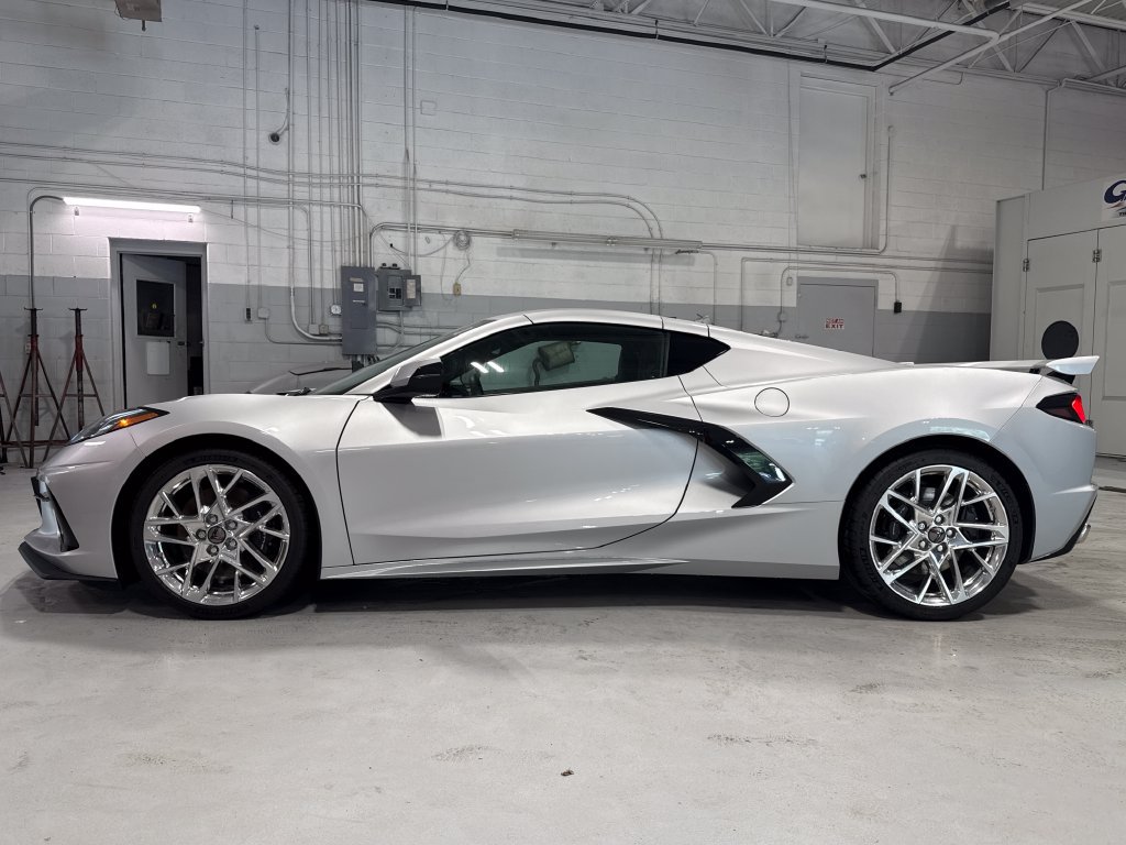 New 2026 Chevrolet Corvette Stingray Premium Cpe w/ Z51 Performance Package RWD image 45