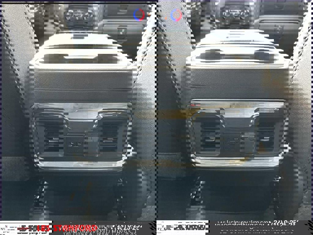 Used 2022 Chevrolet Silverado 2500 LTZ w/ LTZ Premium Package image 15