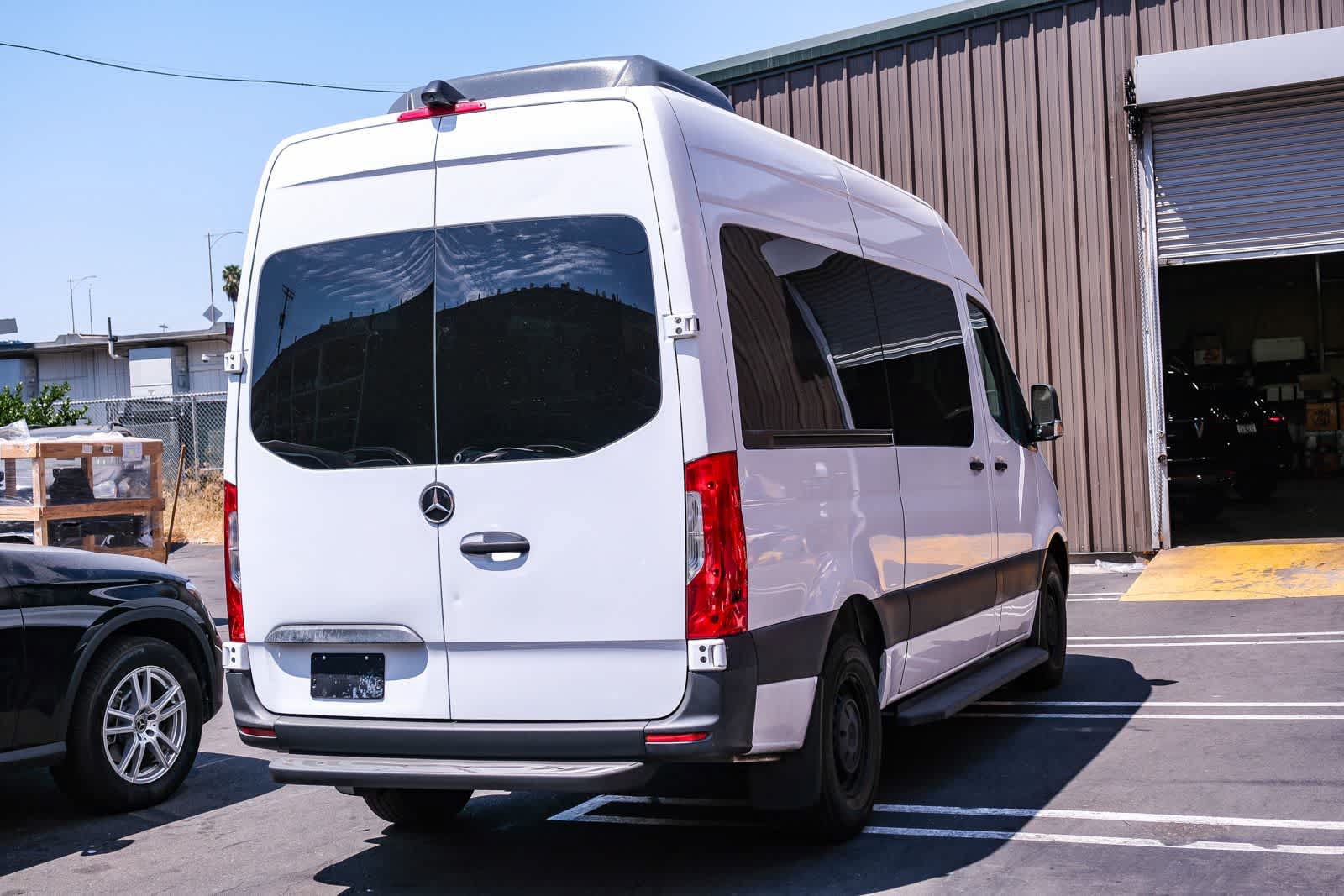 Used 2020 Mercedes-Benz Sprinter 2500 image 4