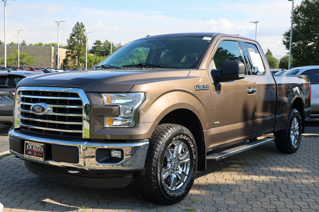 Used 2015 Ford F150 XLT w/ Equipment Group 302A Luxury AWD/4WD image 15