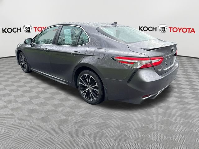 Used 2019 Toyota Camry SE FWD image 6