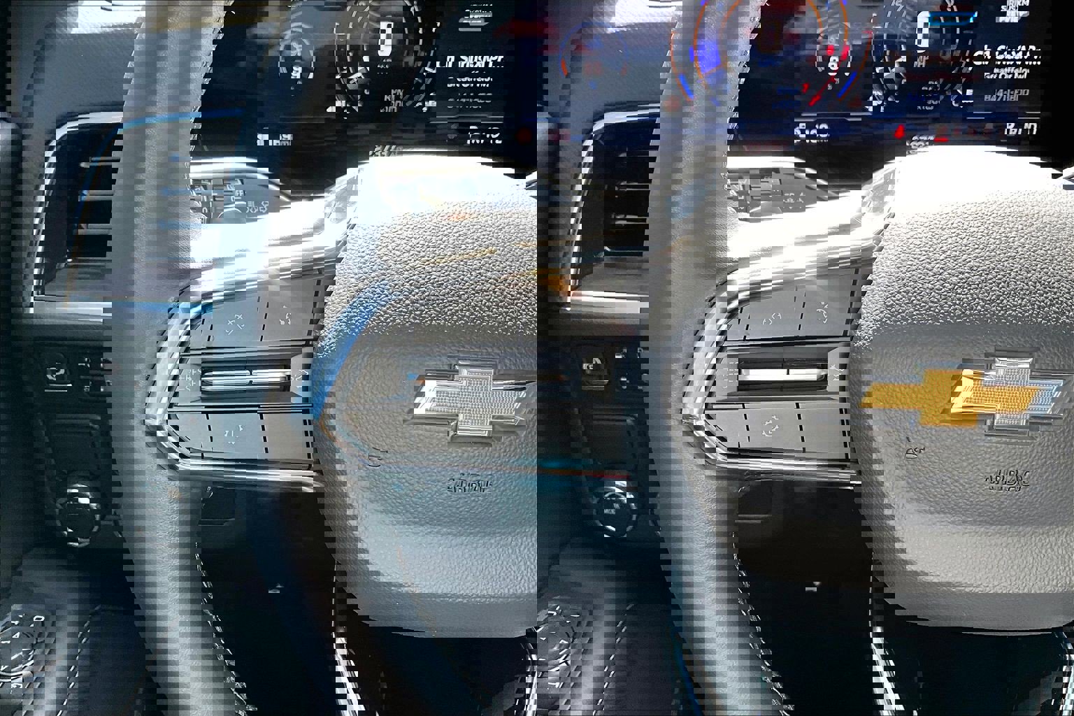 Certified 2025 Chevrolet Suburban Premier image 11