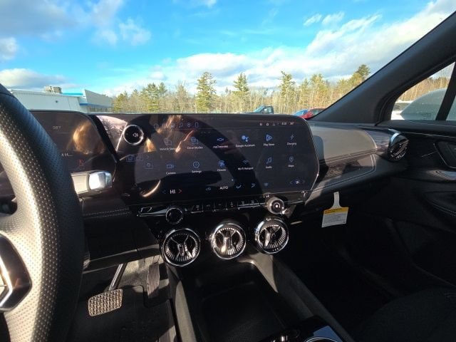 New 2026 Chevrolet Blazer EV LT AWD/4WD image 10