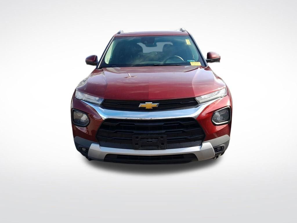 Used 2022 Chevrolet TrailBlazer LT image 2