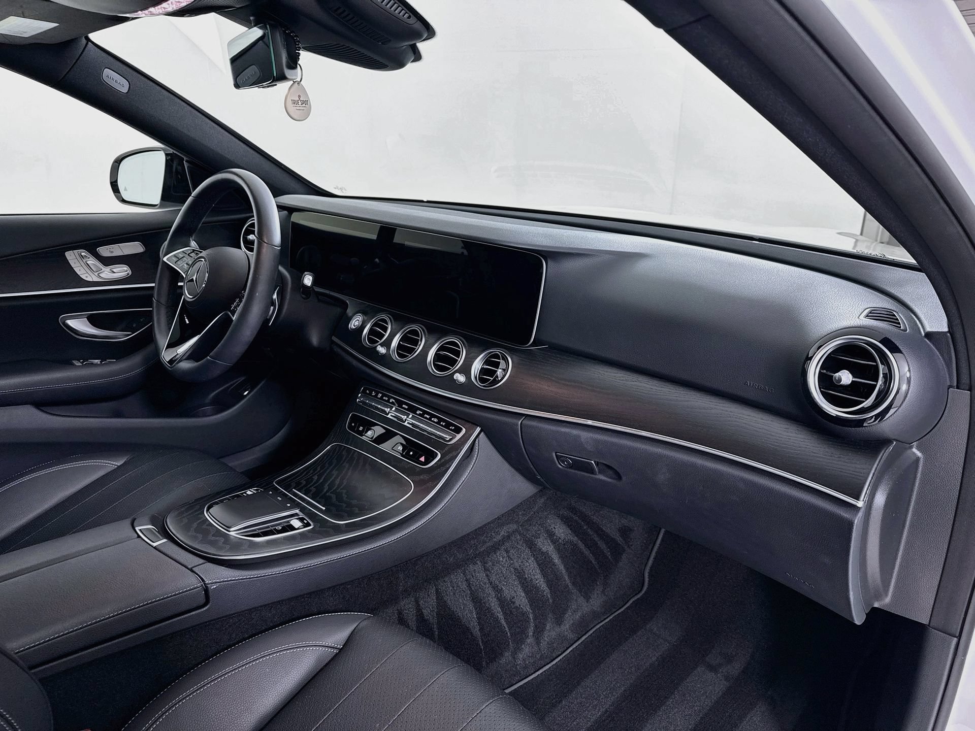 Certified 2022 Mercedes-Benz E 350 Sedan image 32