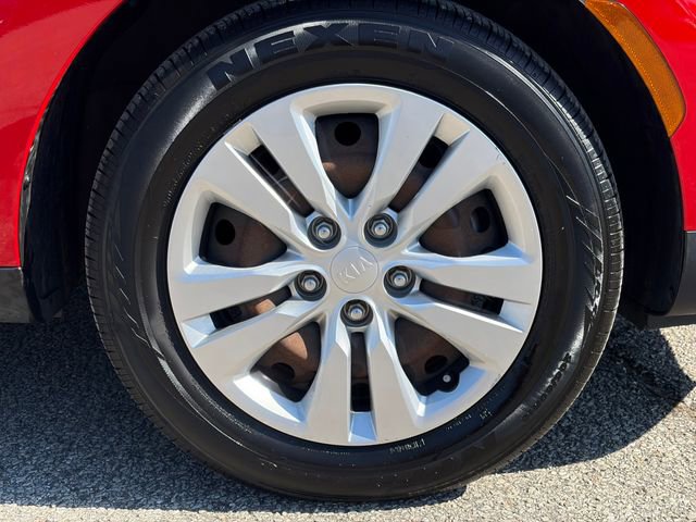 Used 2021 Kia Soul LX FWD image 7