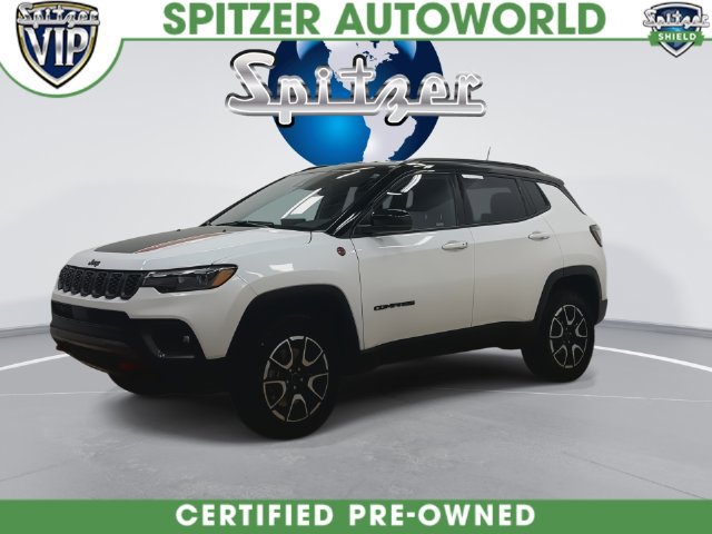 Used 2025 Jeep Compass Trailhawk w/ Trailhawk Elite Group AWD/4WD image 10