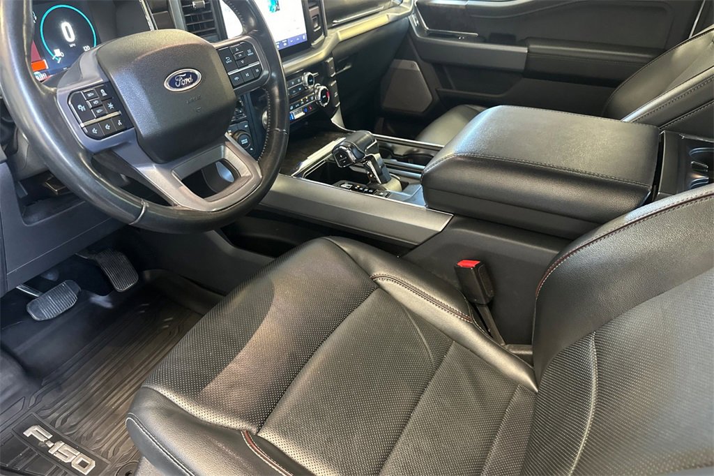 Used 2023 Ford F150 Lariat w/ Trailer Tow Package image 10