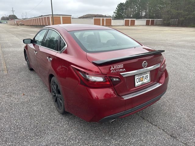 Used 2017 Nissan Altima 2.5 SR w/ Midnight Edition Package image 8