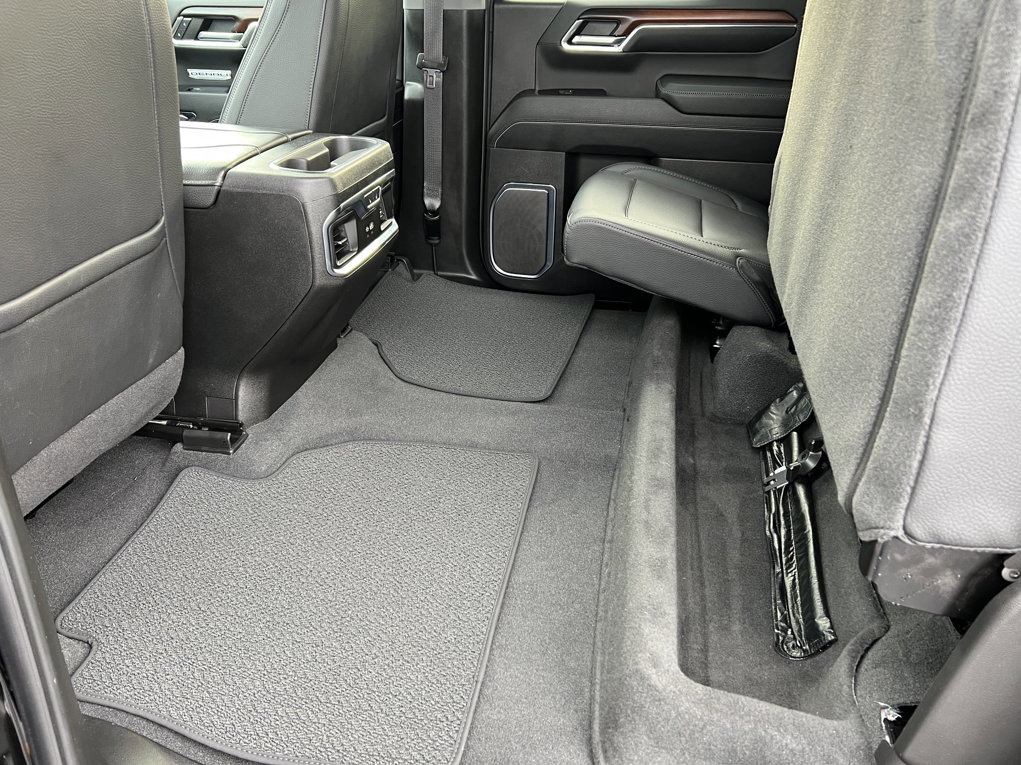 Used 2024 GMC Sierra 1500 Denali AWD/4WD image 19