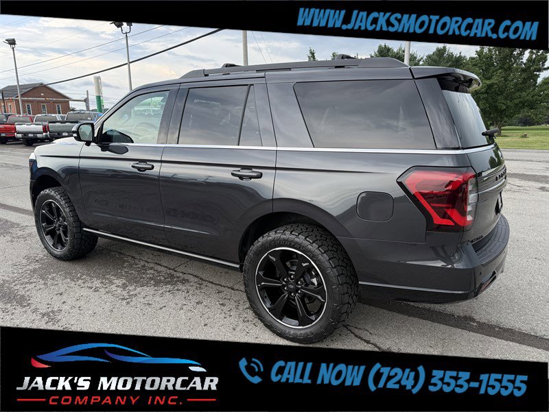 Used 2024 Ford Expedition Limited image 21