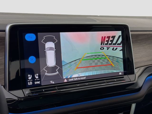 Used 2025 Volkswagen Atlas SEL image 17