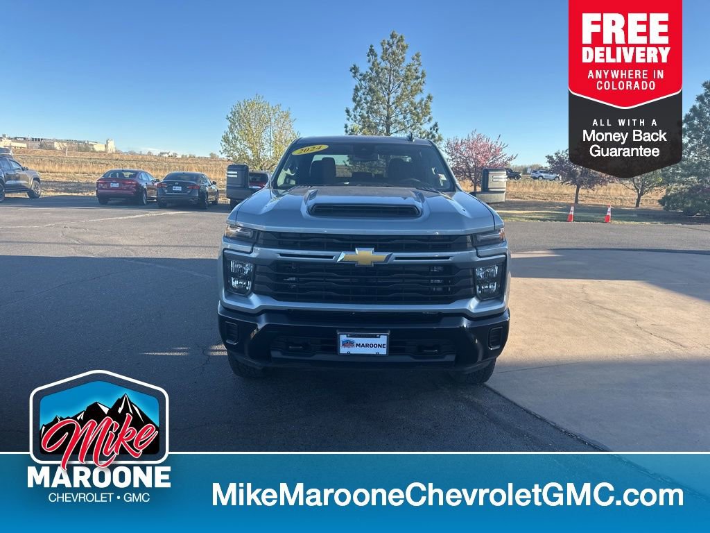 Used 2024 Chevrolet Silverado 2500 Custom w/ Custom Value Package image 1