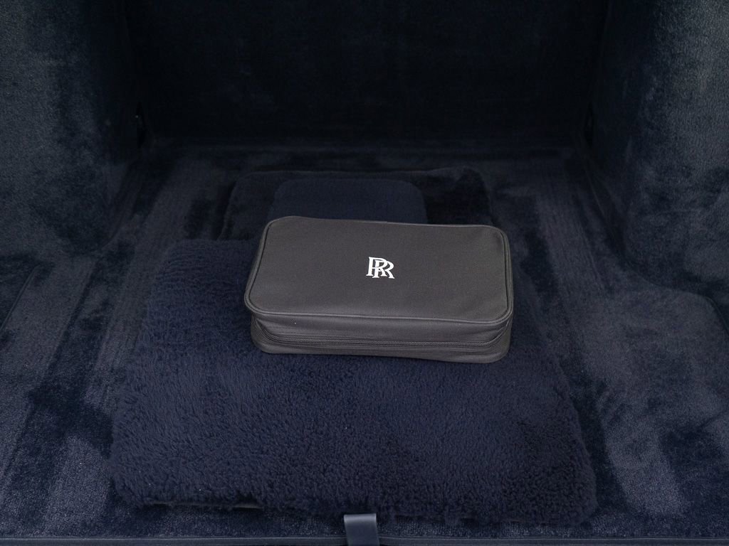 Used 2023 Rolls-Royce Cullinan image 56