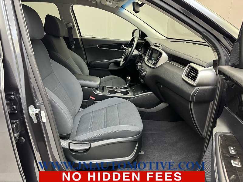 Used 2017 Kia Sorento LX w/ LX Convenience Package AWD/4WD image 17