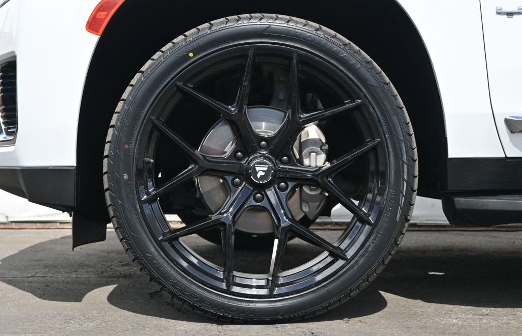 Used 2022 GMC Yukon SLT w/ SLT Luxury Package image 7