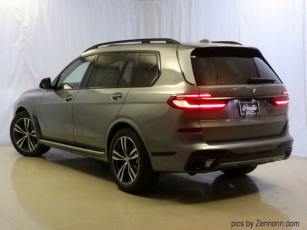Used 2026 BMW X7 xDrive40i w/ M Sport Package image 9