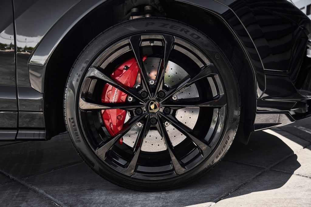 Used 2023 Lamborghini Urus S AWD/4WD image 20