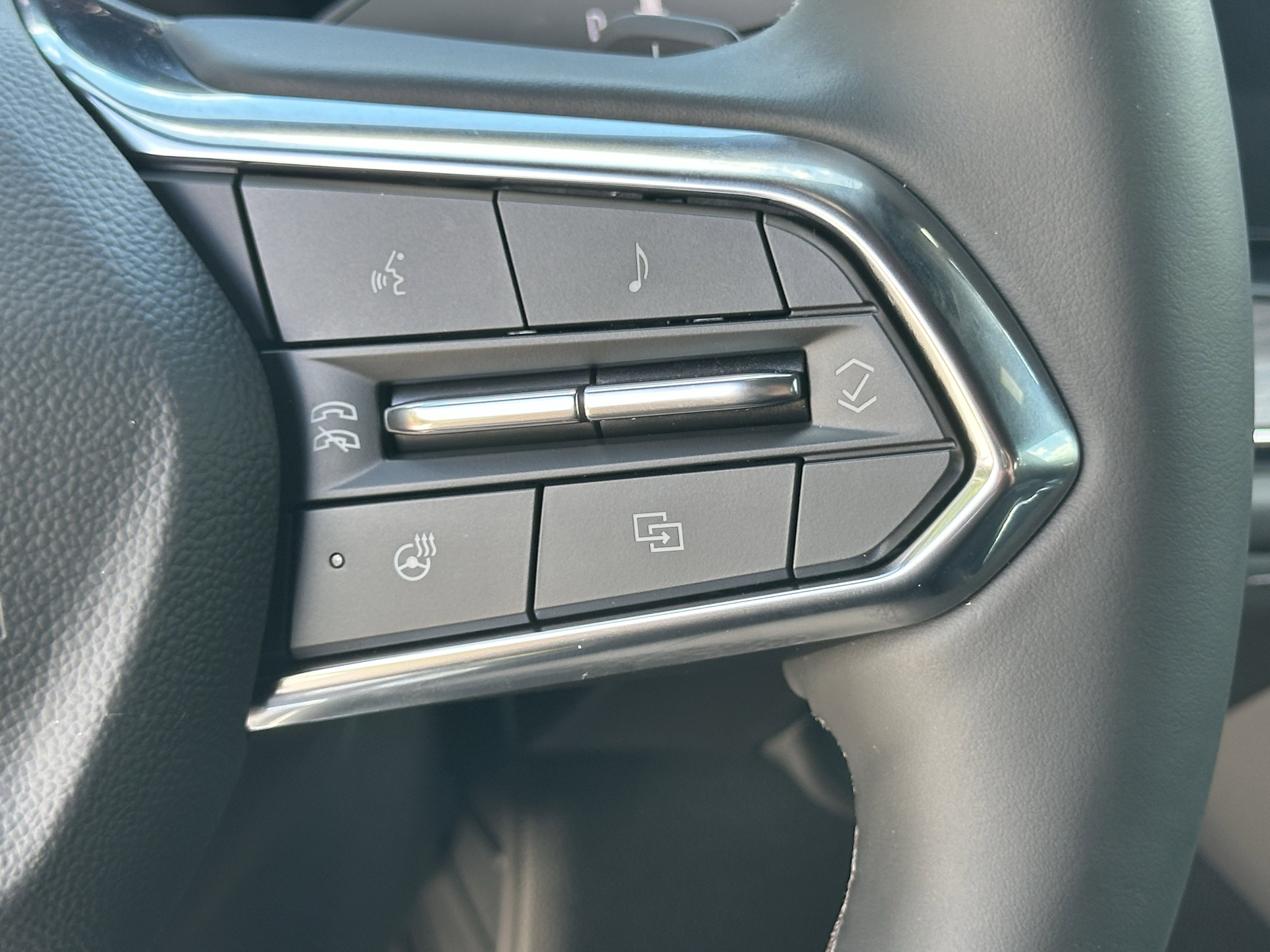 New 2026 Chevrolet Suburban LT w/ Comfort Package image 22